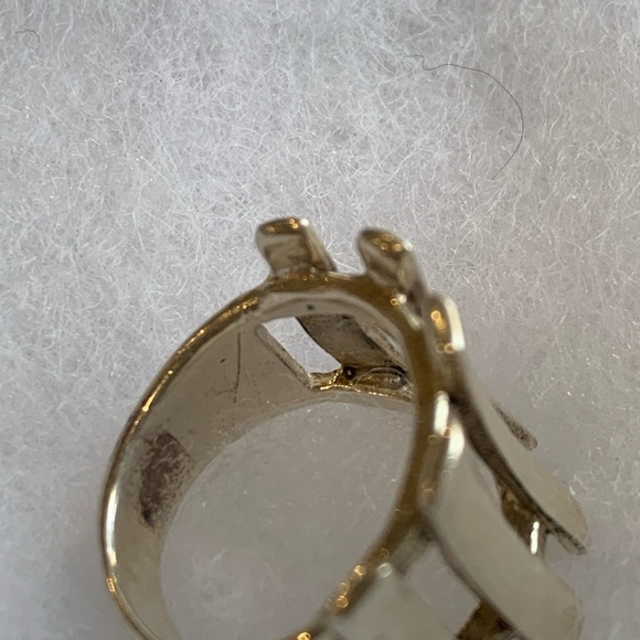 Silver ring size 5 - Picture 4 of 11